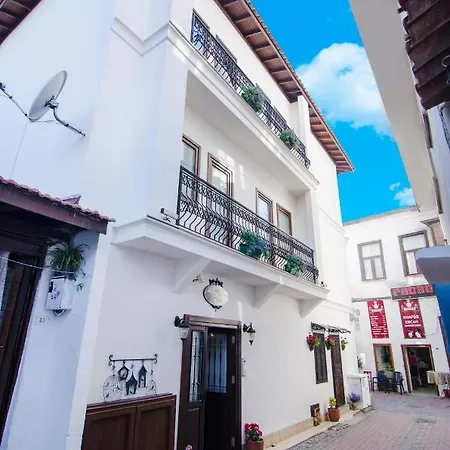 Apart Otel Rodina Kuşadası