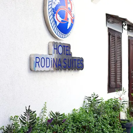 Rodina Aparthotel