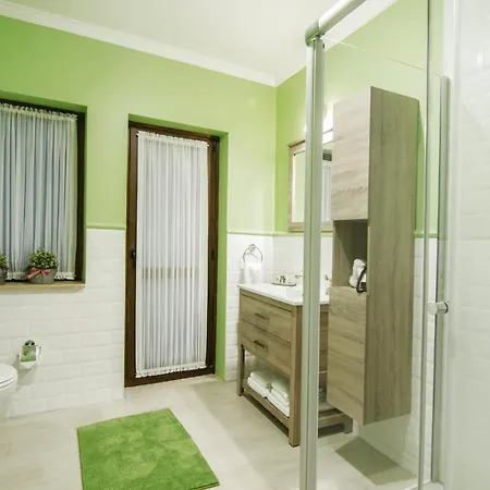 아파트호텔 Rodina 쿠사다시