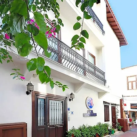 Rodina Apartmanhotel