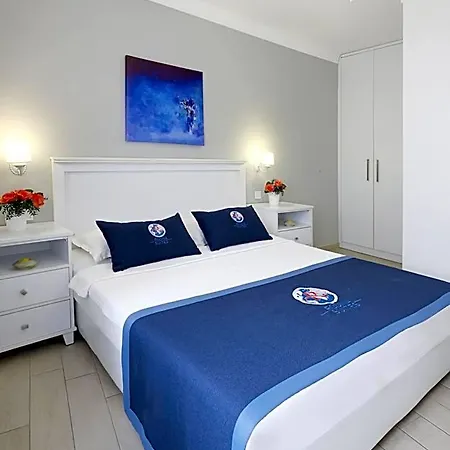 Hotel apartamentowy Rodina