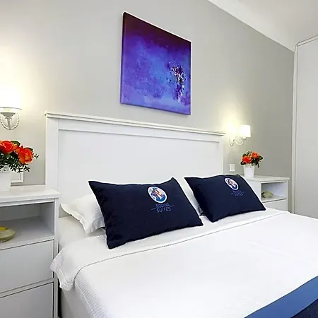 Apartmanhotel Rodina 4*